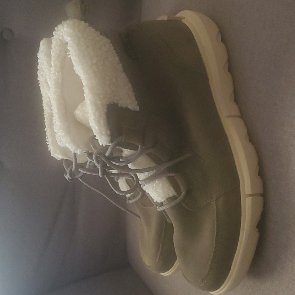 Sorel Waterproof Boots Women's Sz 8 Grey Off-white Lightweight Winter Boots - Picture 14 of 16